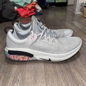 Nike Joyride Run Flyknit Obsidian Mist Sneakers Mens Size 11.5 AQ2730-401 Used